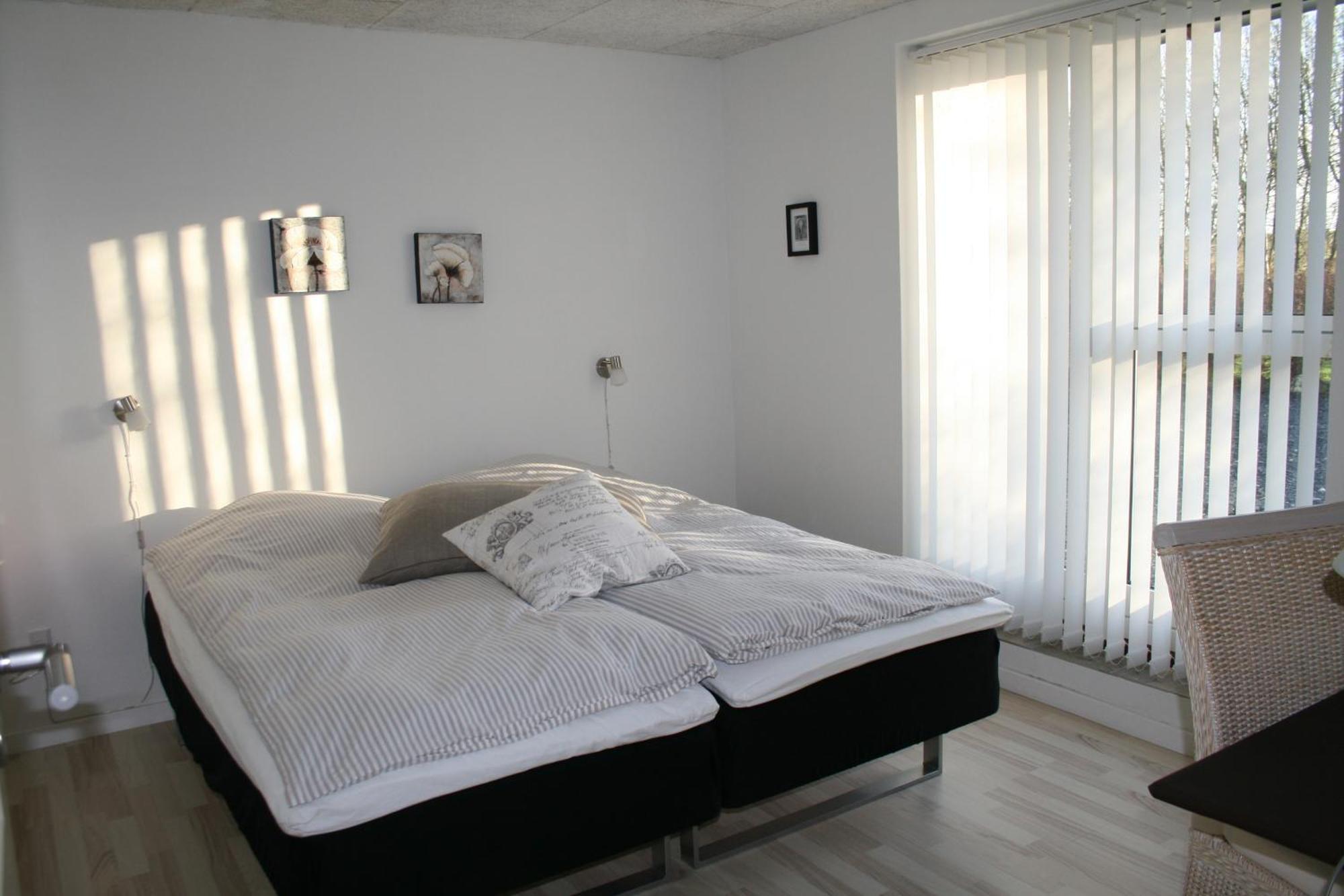 Sov Godt I Arnborg Bed & Breakfast Exterior photo
